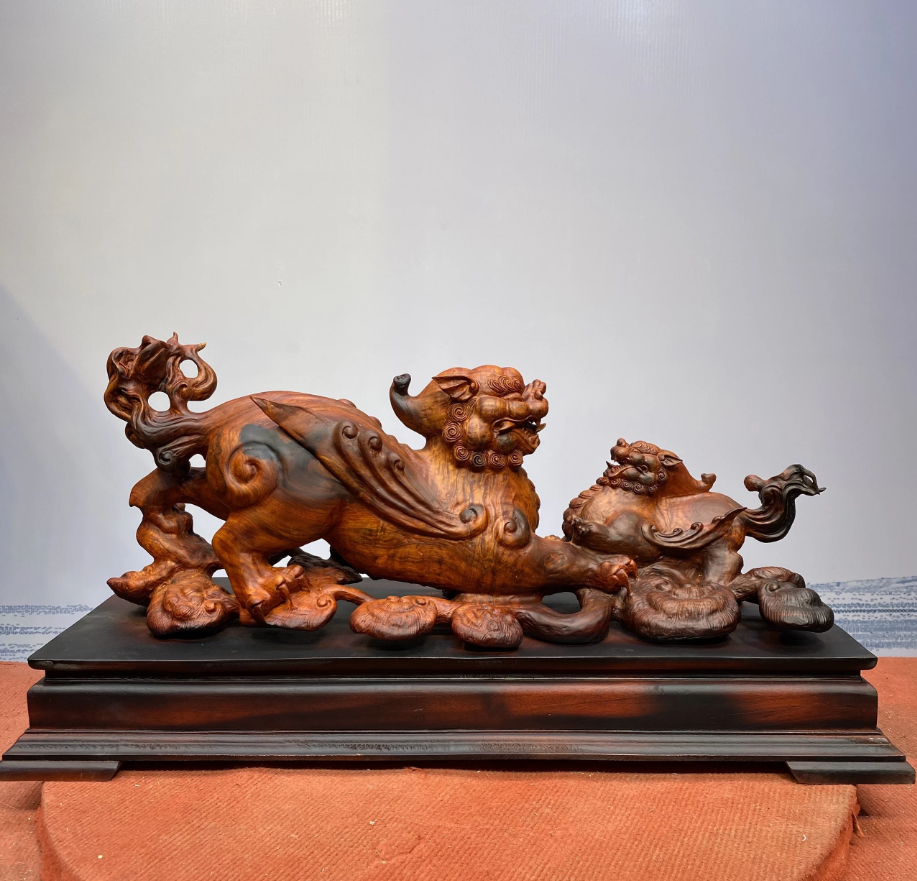 Tượng Tỳ Hưu Gỗ - Bảo Bối Chiêu Tài Hút Lộc Cho Gia Chủ